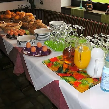 Tannenhof Hotel 2*